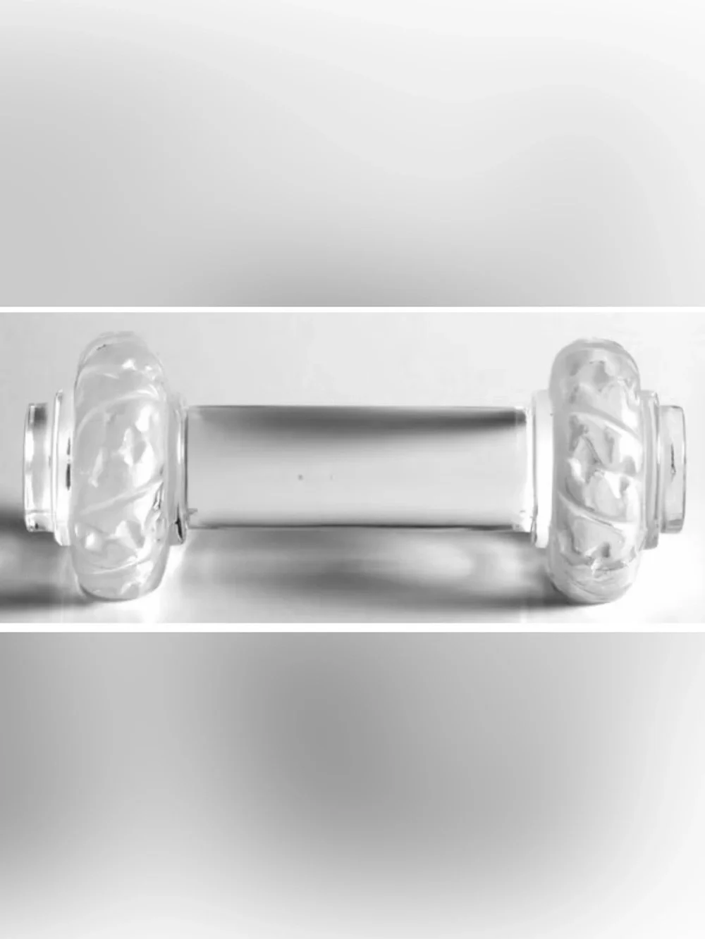 New Lalique Crystal Knife Rest Saint Hubert Pattern Signed 3 5/8”